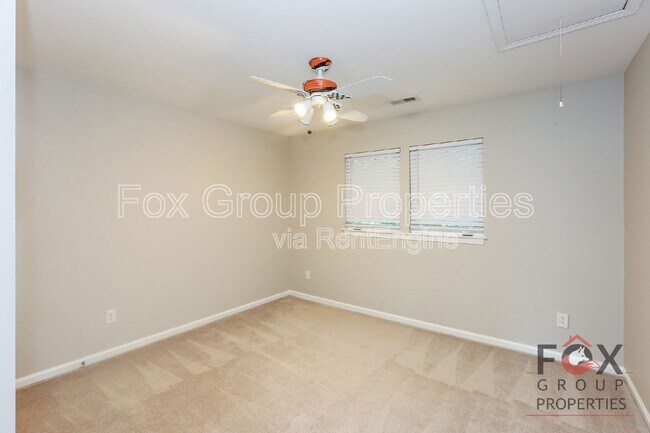 Building Photo - 148 Flowering Grove Ln