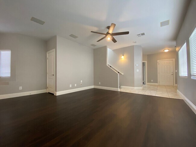 Building Photo - Beautiful 4-Bedroom Home with Den in Mountain’s Edge