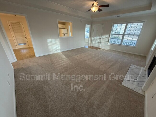 Building Photo - 155 Shadowbrook Trce