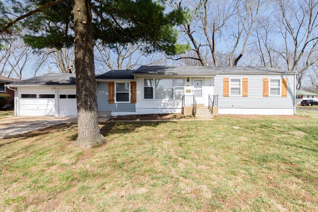 Building Photo - 660 Graham Rd