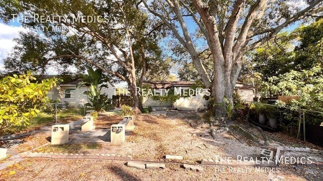 Building Photo - 3226 Redditt Rd