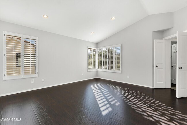 Building Photo - 487 Bernini Ct