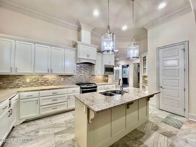 Building Photo - 411 Dunvegan Ct