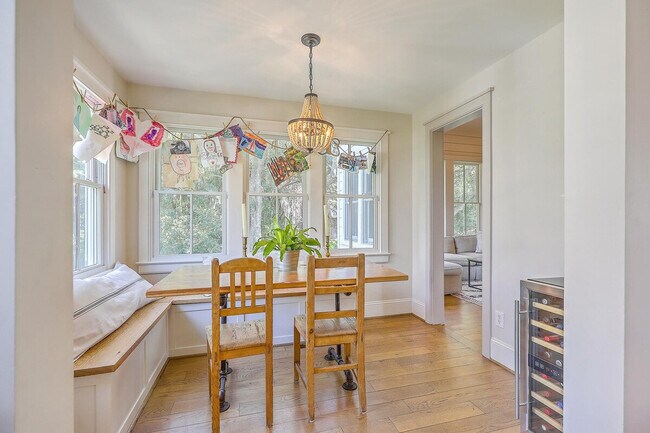 Building Photo - 1624 Diddy Dr