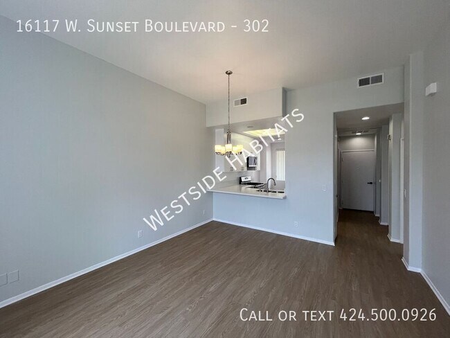 Building Photo - 16117 W Sunset Blvd