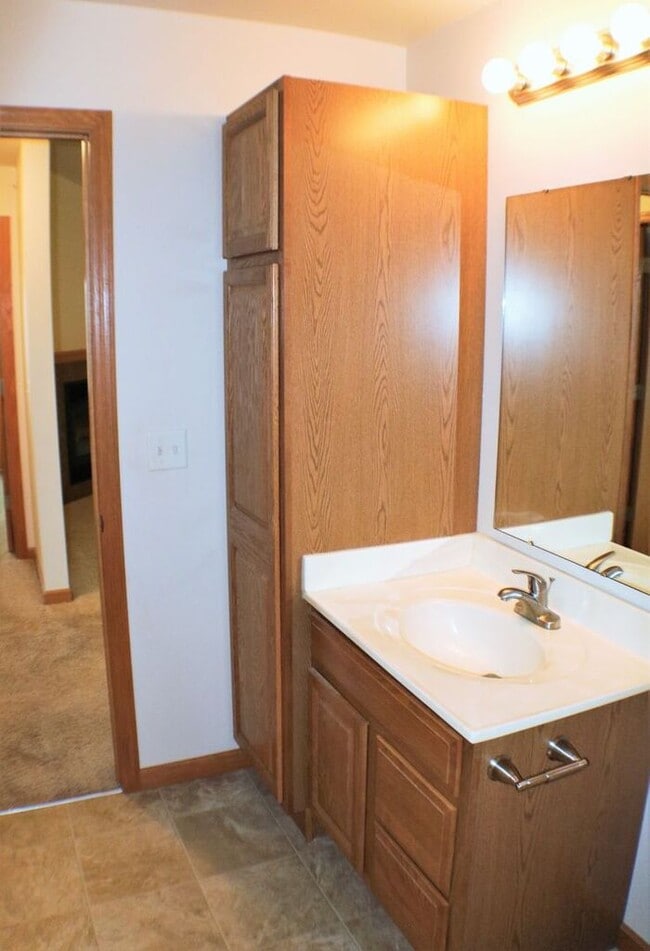Building Photo - $1,325 | 2 Bedroom, 2 Bathroom Condo | Pet Friendly* | Available for August 1st, 2026 Move In!