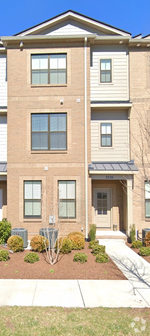 Building Photo - Luxury Townhome in Nolensville