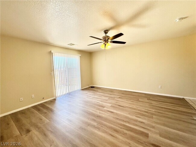 Building Photo - 1020 Pahrump Valley Blvd