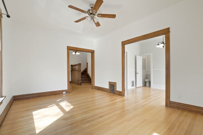 Building Photo - Historic 3 bedroom townhome with recent upgrades.