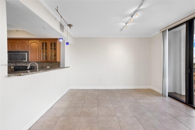 Building Photo - 2301 SW 27th Ave