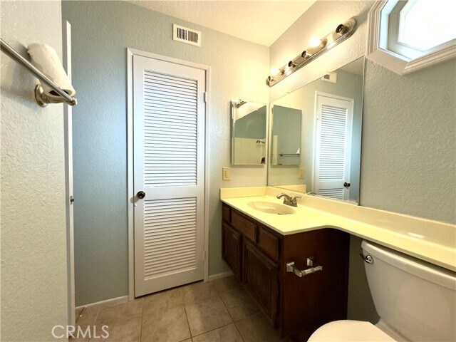 Building Photo - 7759 Devonshire Ct