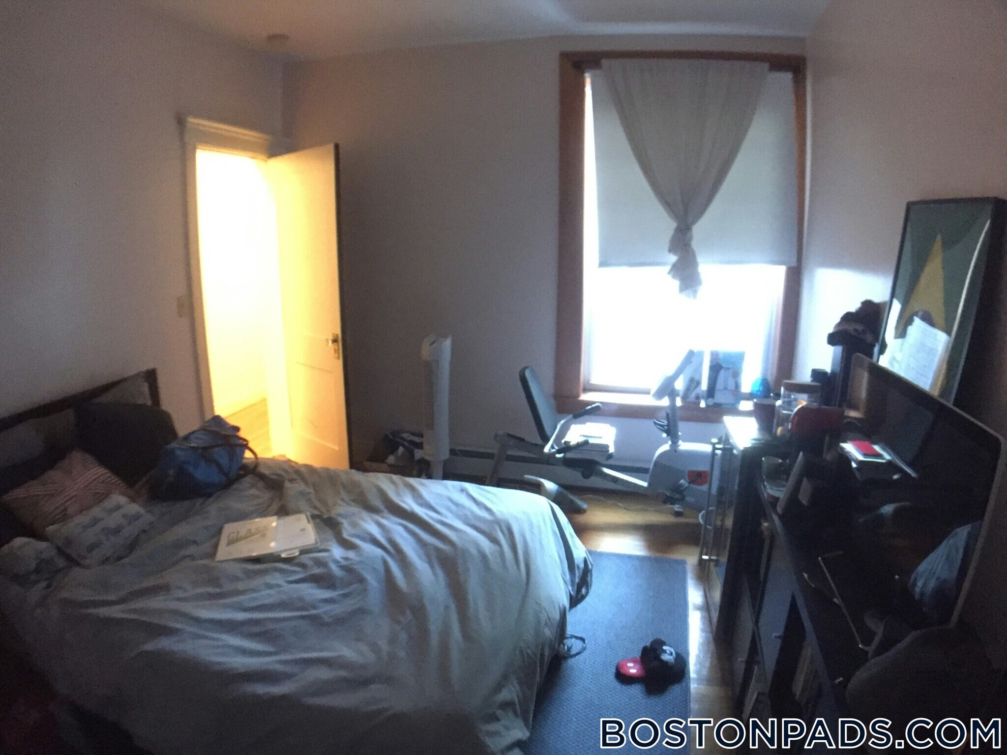 Building Photo - 157 Thorndike St