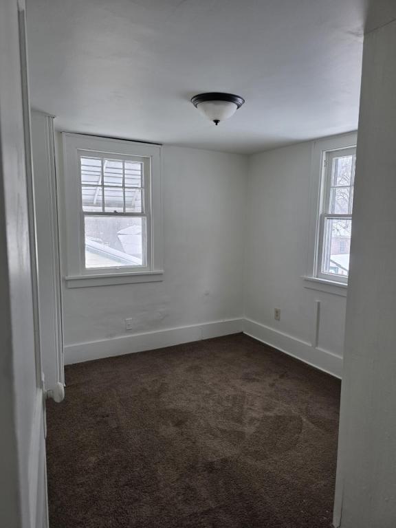 Building Photo - 1028 Clearview St NW