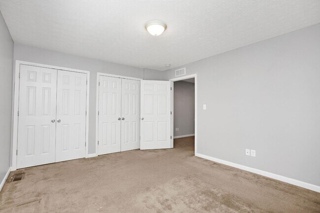 Building Photo - 6694 S Wilson Rd
