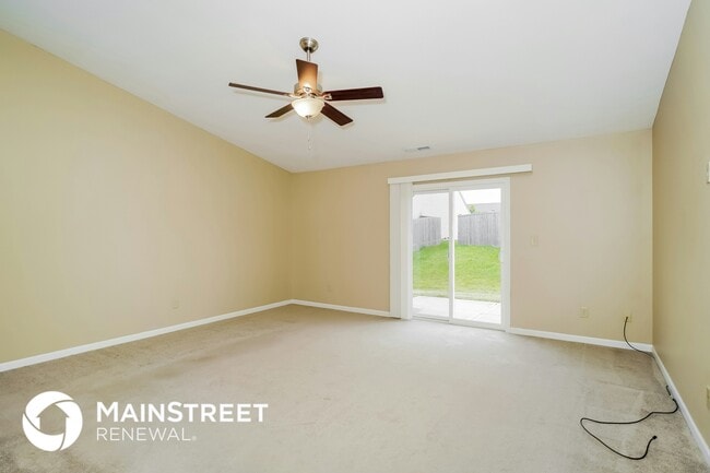 Building Photo - 619 Findlay Ln