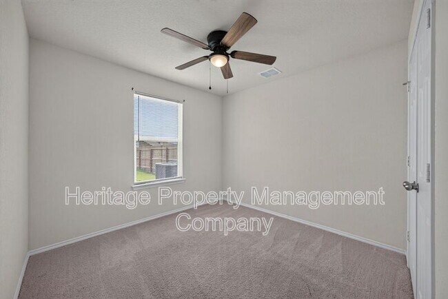 Building Photo - 6326 Willow Point Blvd