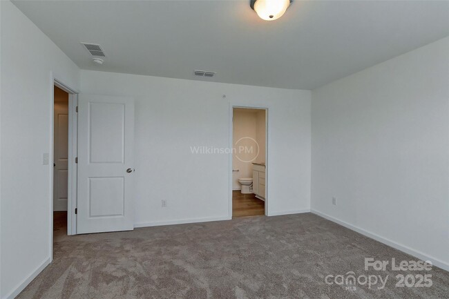 Building Photo - 1280 Maple Shade Rd SW