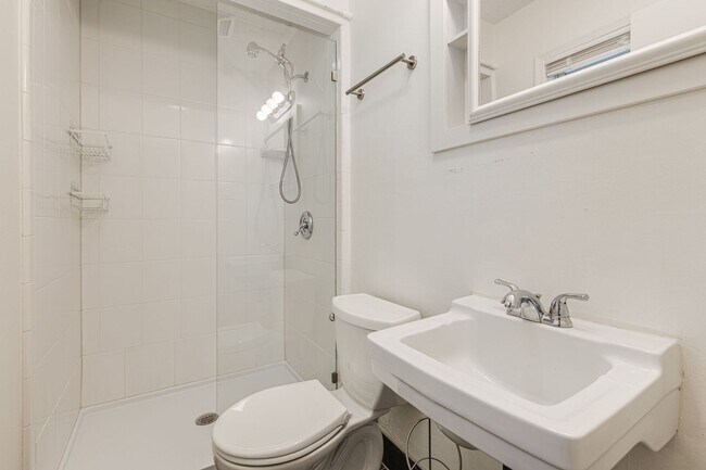 Building Photo - Lovely, Remodeled 3-Bedroom Home in West Asheville with Fenced-In Yard (6 or 12 Month Lease Options)