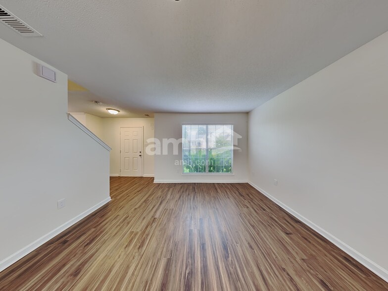 Building Photo - 5755 Fawn Dr