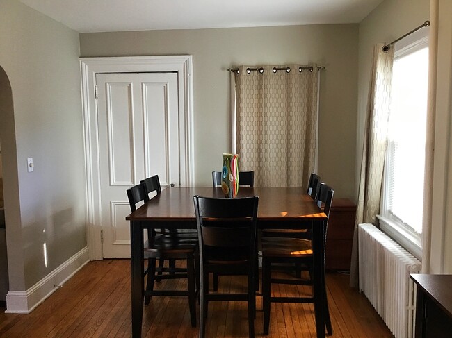 Dining Room - 37 Waverly Pl