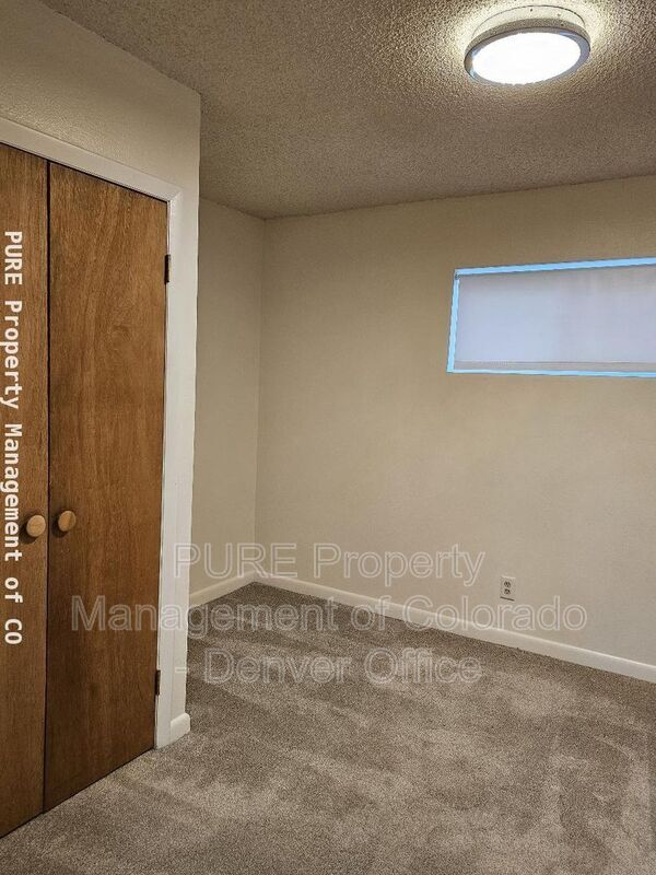 Building Photo - 8990 W Ohio Pl