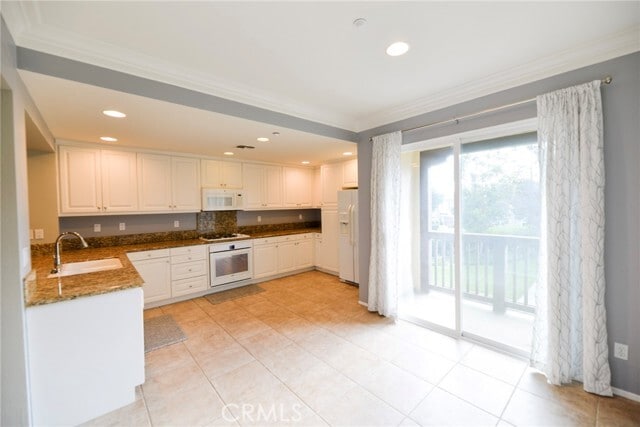 Building Photo - 24 Paseo Rosa