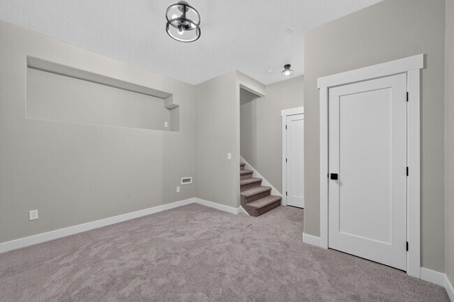 Building Photo - 5091 W Daybreak Pkwy