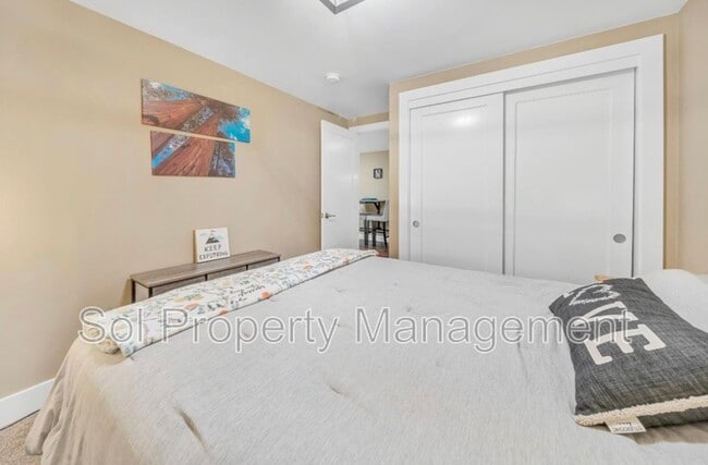 Building Photo - 20800 Locust Dr