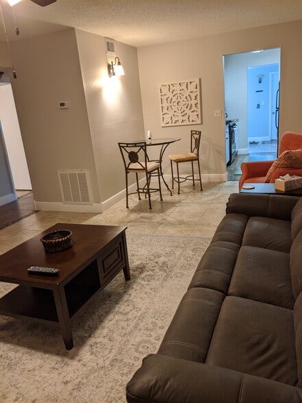 Living room - 10034 64th Ave N