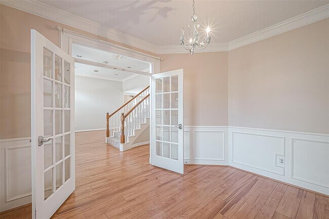 Building Photo - 13135 Finch Brook Dr