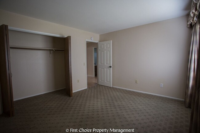 Building Photo - 6794 Rycroft Dr