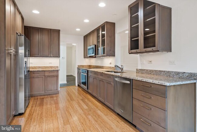 Building Photo - 3116 Wynford Dr