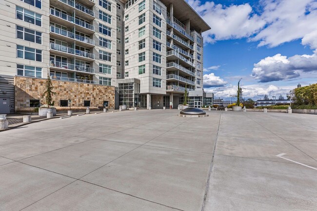 Building Photo - The Esplanade - Thea Foss Waterway