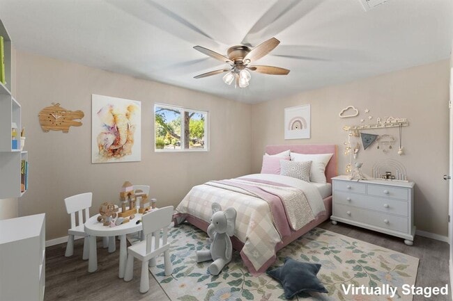 Building Photo - 1301 Barrington Dr