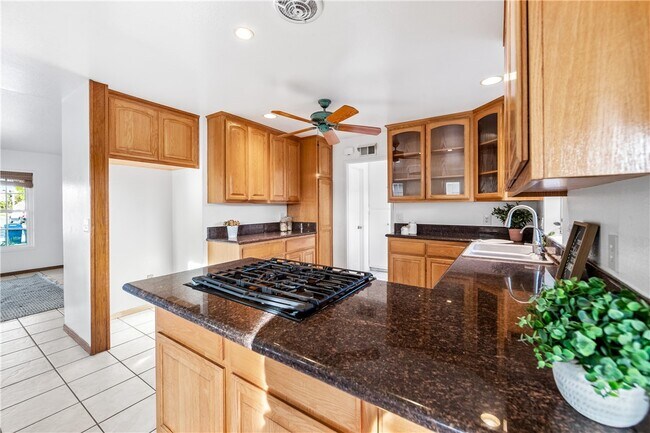 Building Photo - 6682 Alexandria Dr