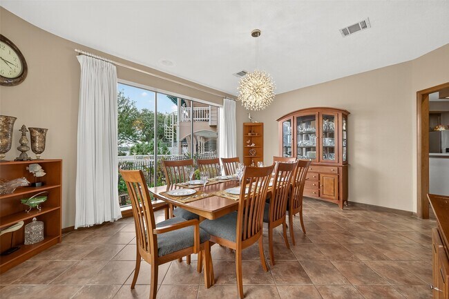 Building Photo - 1623 Lake Arbor Dr