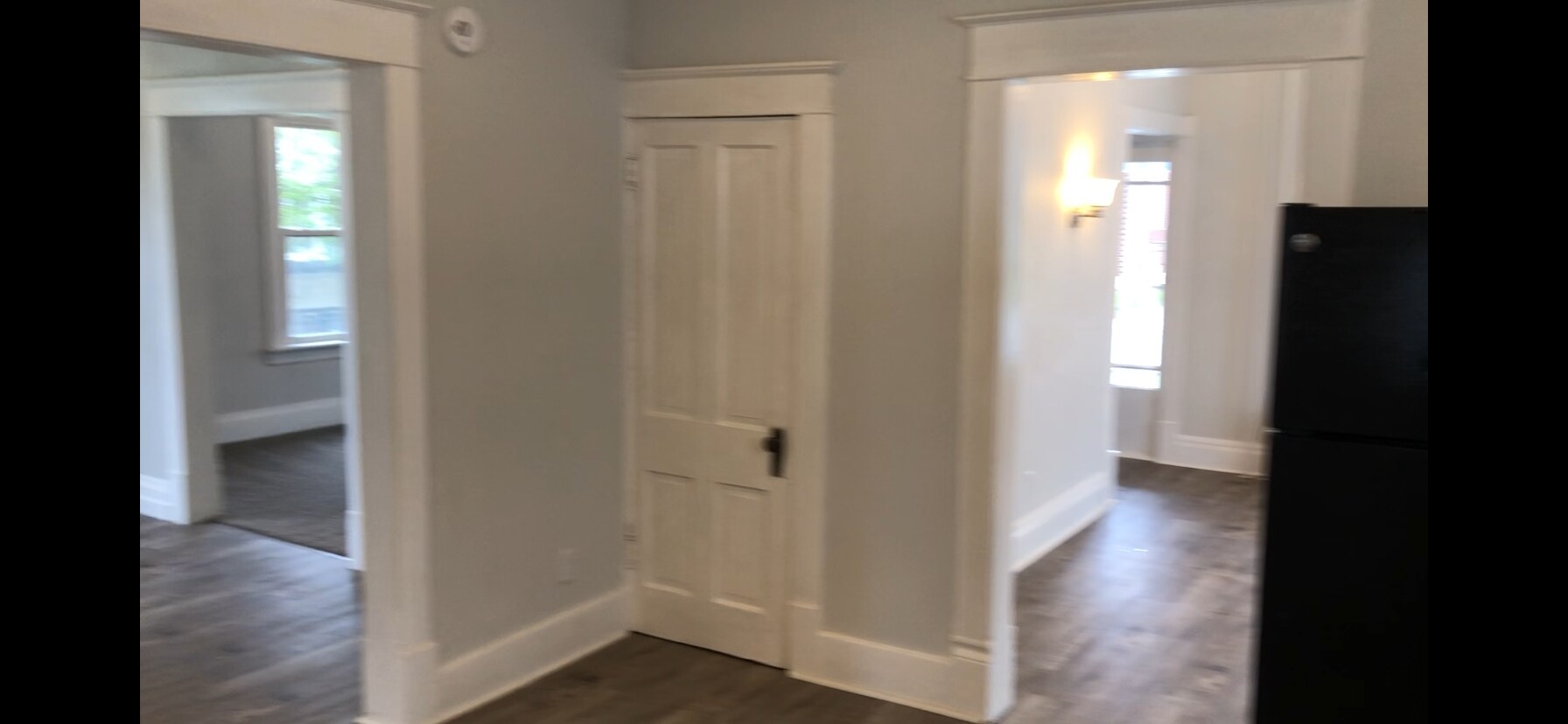 Building Photo - 210 Dixon Ave