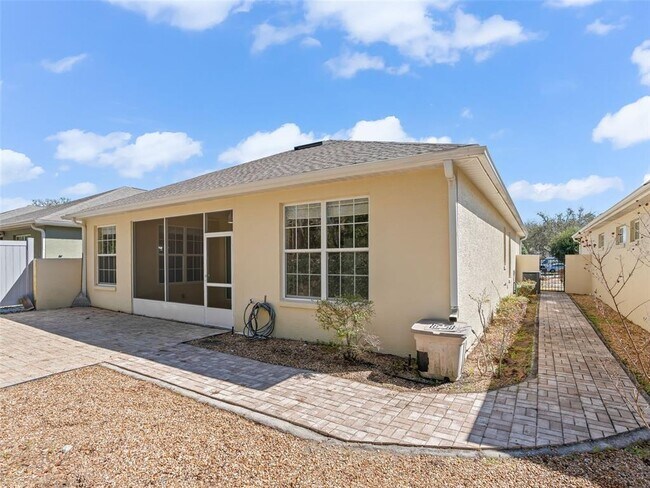 Building Photo - 3836 SW 33rd Terrace