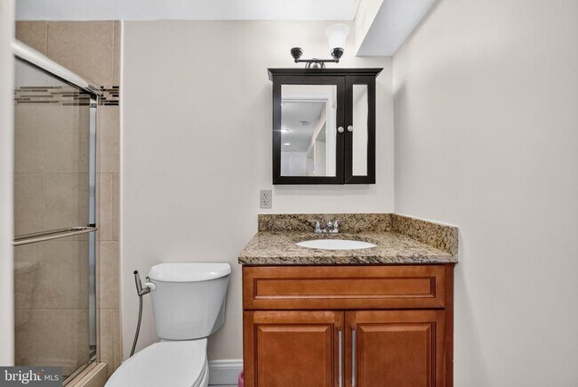 Building Photo - 406 Gilmoure Dr