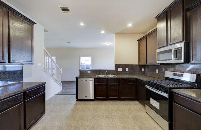 Building Photo - 5206 Westwood Pines Dr