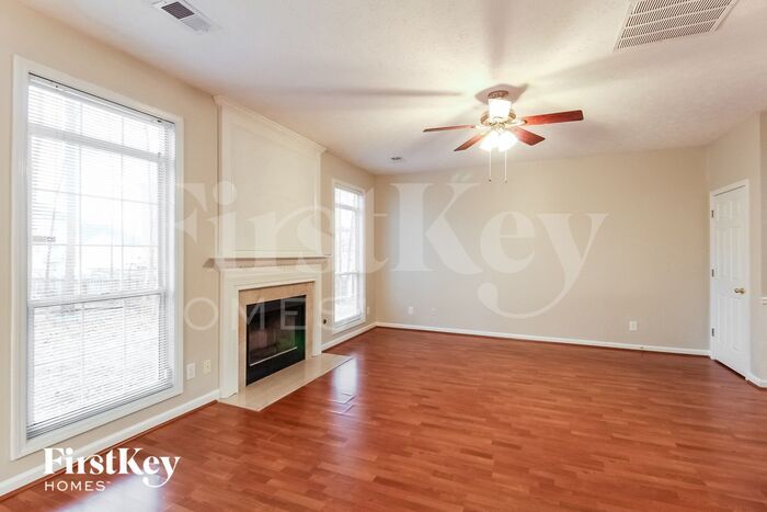 Building Photo - 753 Ives Way NW