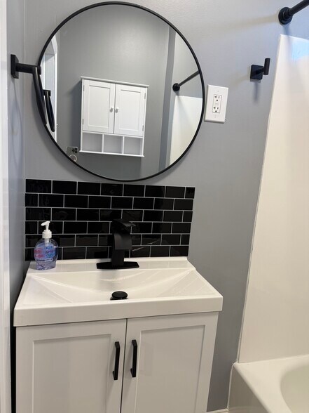 Bathroom - 97 Elk St