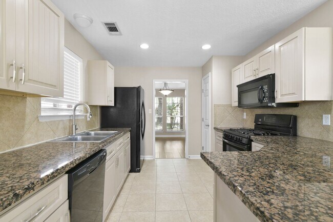 Building Photo - Charming 4-Bedroom Home in Spring, TX