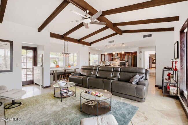 Building Photo - 5344 E Shaw Butte Dr