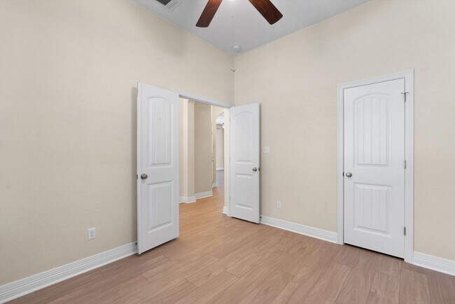 Building Photo - 4-Bedroom Home in Rancho Sienna for Rent