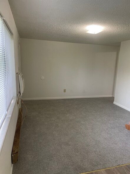 Building Photo - 1014 Danwood Ln