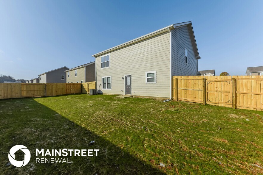 Building Photo - 3611 Stargell Dr