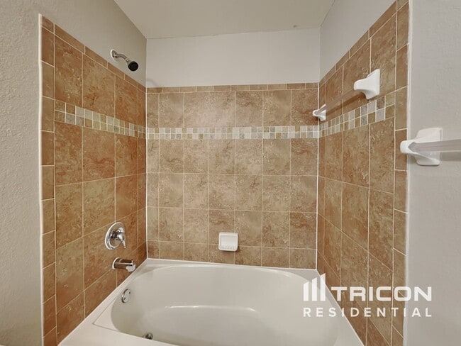 Building Photo - 2158 Bretton Ridge Loop