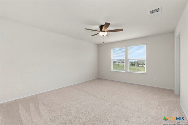 Building Photo - 162 Hazy Glade Dr