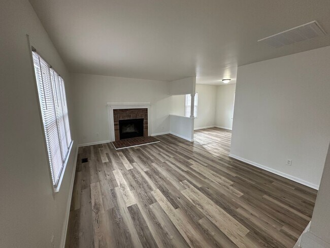 Building Photo - Steuben Rd-1434